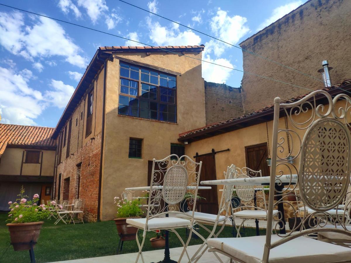 Dormero Albergue Hidalgos Hospital de Órbigo Buitenkant foto